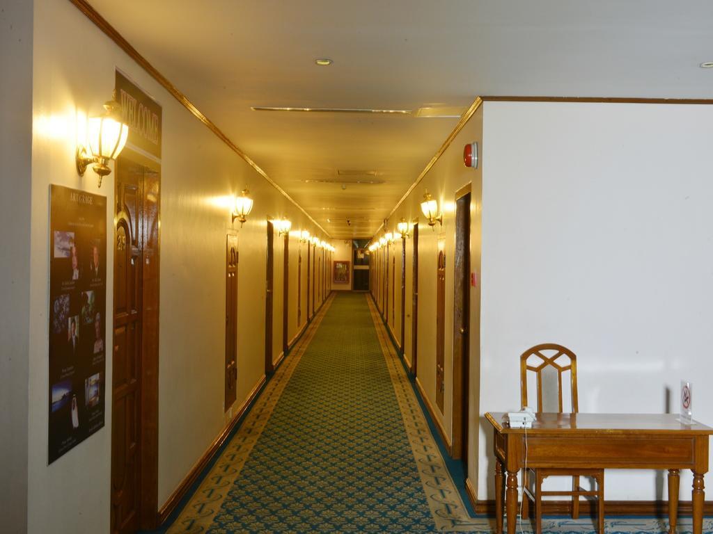 Golden Butterfly Hotel Rangun Kültér fotó