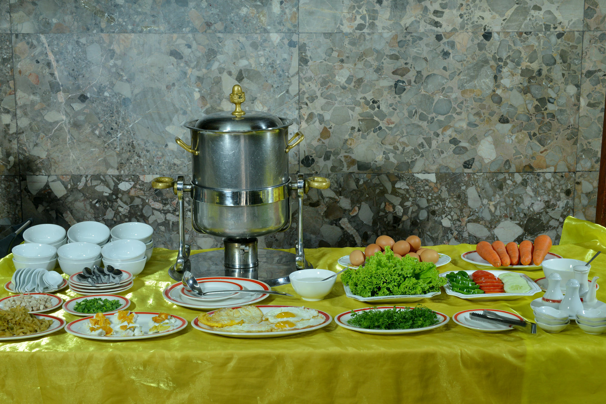 Golden Butterfly Hotel Rangun Kültér fotó